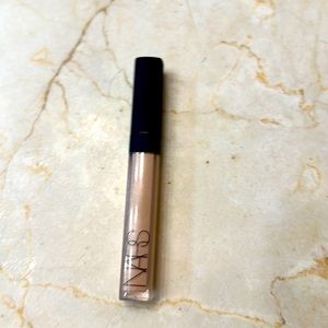 NARS concealer medium